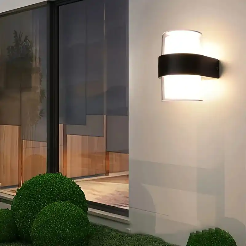 Bestel Nu AquaBright - Moderne Waterdichte Buitenverlichting