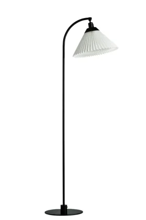 Aanbieding Le Klint Classic Model 368 Vloerlamp, Flemming Agger