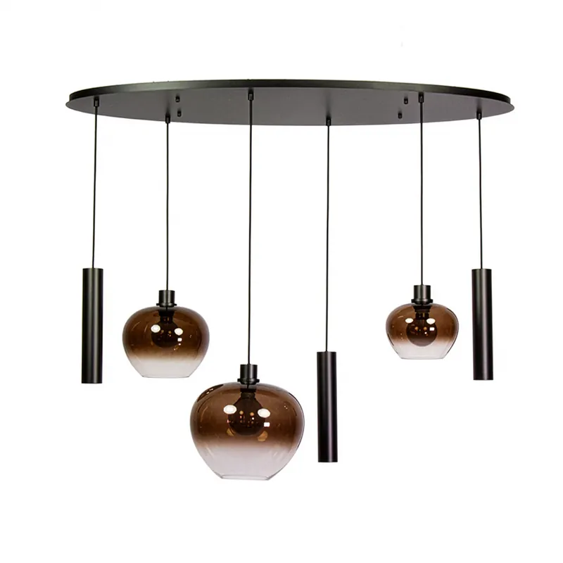 Shop Nu Chique ovale hanglamp in zwart met smoke tea glass
