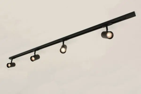 Gecertificeerd LUNA railset spanningsrail 1,5 meter + 4 spots CILINDRO | Zwart