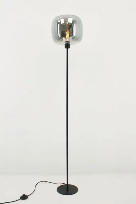 Seizoensaanbieding Zwarte strakke vloerlamp BY EEFFY metallic smoke zwart | Hutton Ø 28 cm