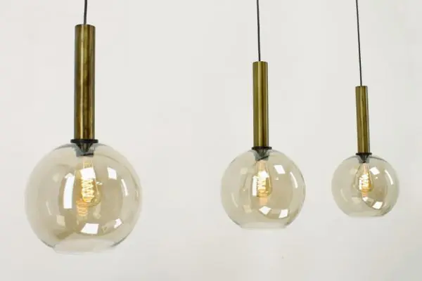 Dagaanbieding Glazen 3-lichts bronzen kokerhanglamp BALLS smoke fumé | Balk 130 cm