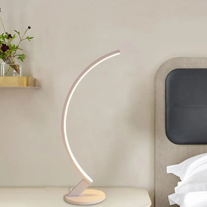 Meest Verkocht Luminoso - Verlicht je Ruimte met de Stijlvolle Boogmetaal Moderne Tafellamp van Luminoso