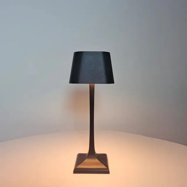LumiSquare - USB LED Tafellamp Alleen Vandaag