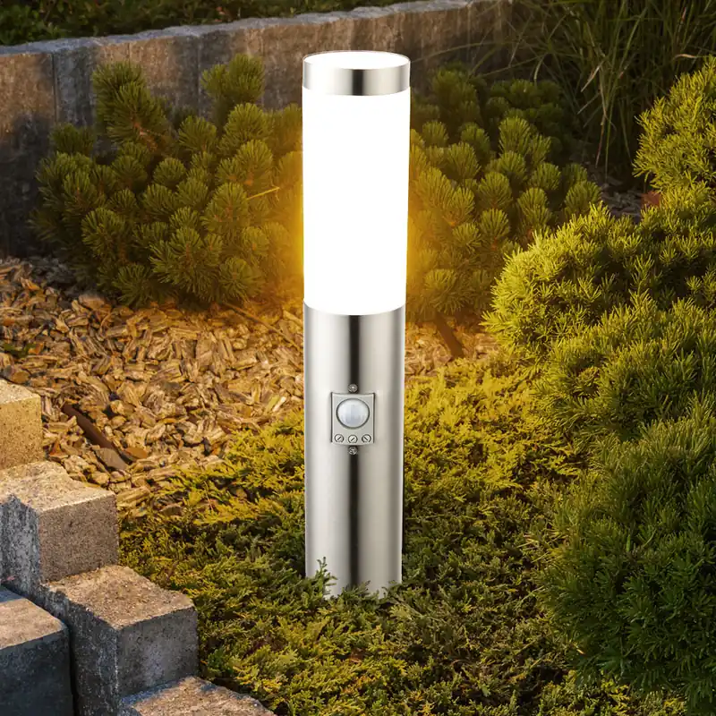 Koopje LED vloerlamp, bewegingsmelder, IP44, H 45 cm