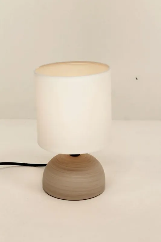 Trendy tafellamp LEVI | zand + lichtbeige kap Ø 14 cm Beperkte Voorraad