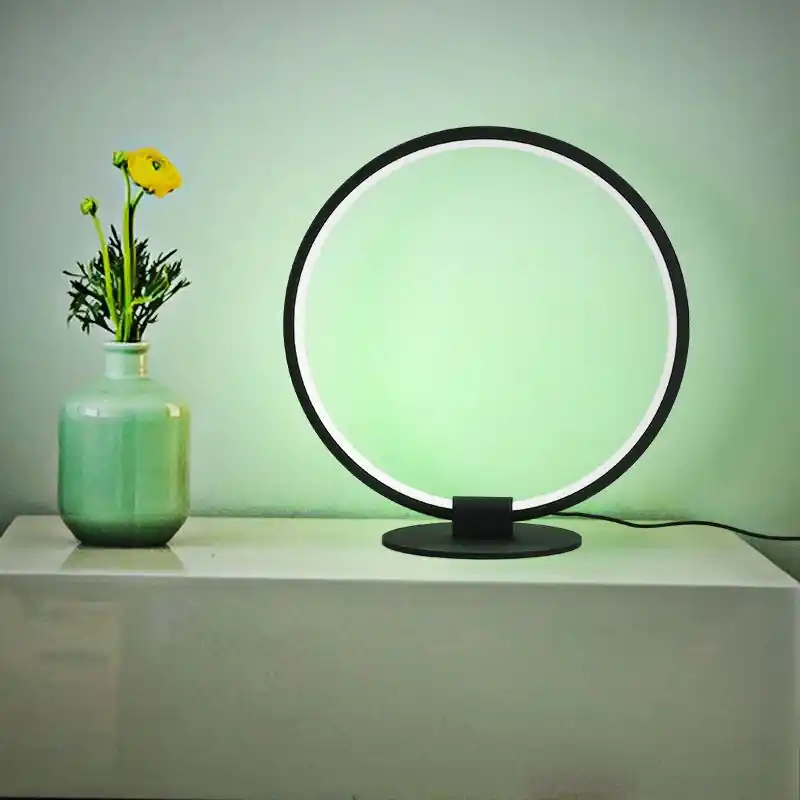 Betaalbaar PrismGlow - Kleurrijke Tafellamp