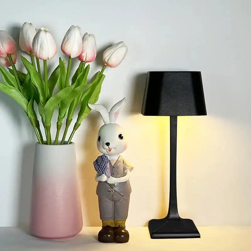 LumiSquare - LED USB Tafellamp met Vierkant Ontwerp Rechtstreeks Van De Fabrikant