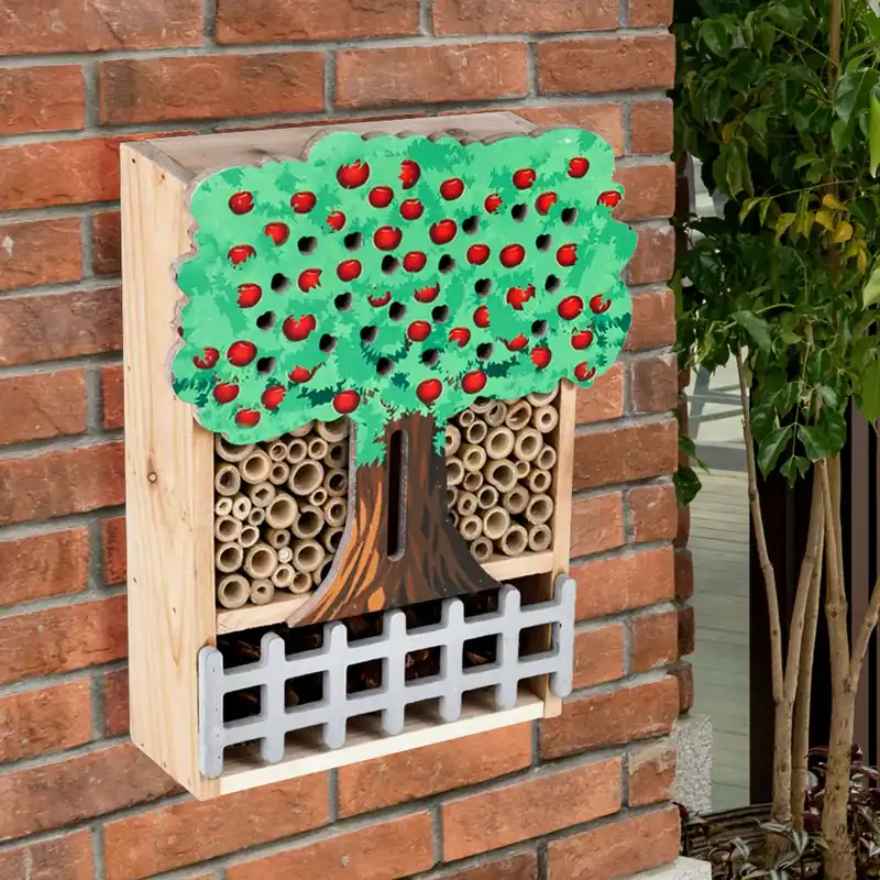 Beperkt Aanbod Insectenhotel, hout, boommotief, hek, H 30 cm