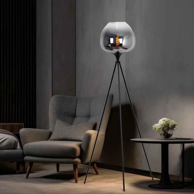 Staande lamp, zwart metaal, rookglas, H 145 cm Meest Verkocht