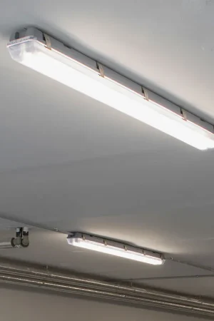 2 LED plafondlamp, IP65, vochtbestendig, neutraal wit, L 60cm Direct Beschikbaar