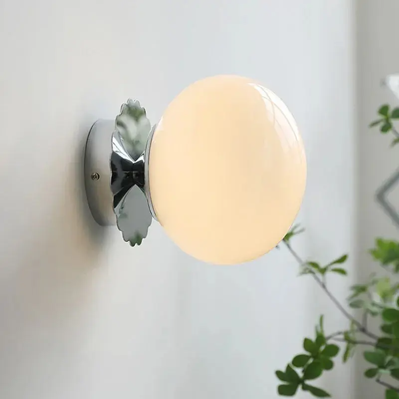 Populair LuxeGlow - Moderne LED Wandlamp met Glazen Bol Elegante Verlichting