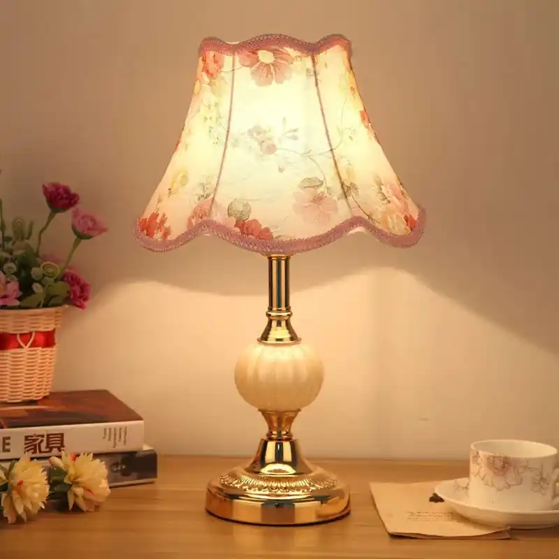 Dagaanbieding NordicRetro – Vintage Tafellamp met Tijdloos Design
