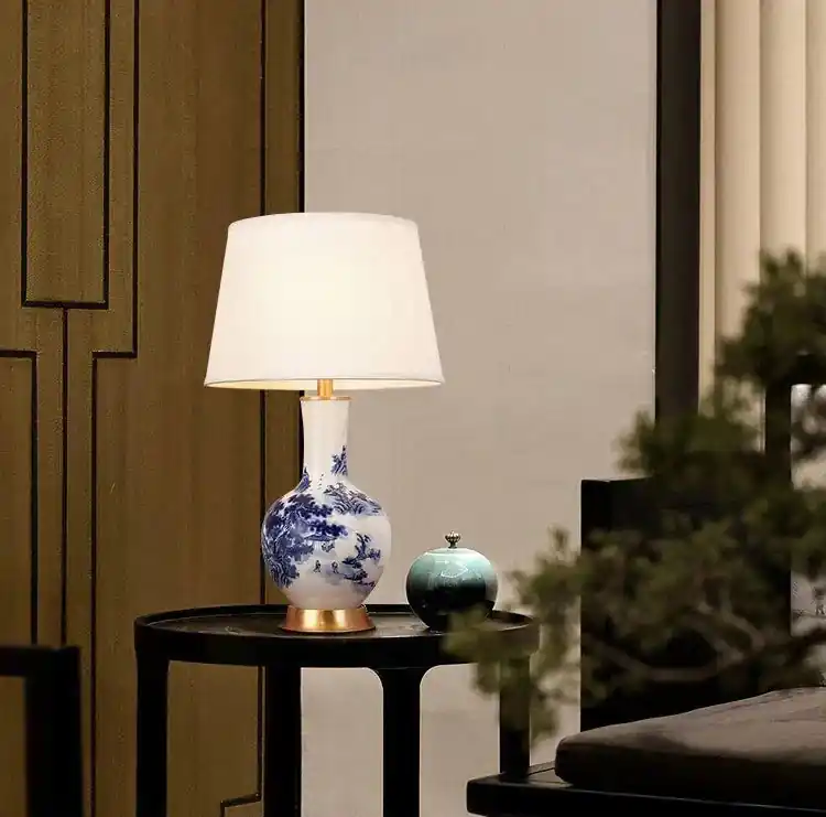 LumiChinois - Keramische Tafellamp in Chinoiserie Stijl met Stoffen Lampenkap Koopje