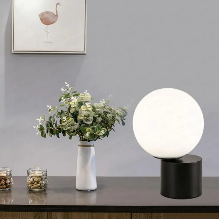 GlassGlow – Glazen Bol Tafellamp met LED Verlichting in Modern Design | Nachtlampje Exclusieve Aanbieding
