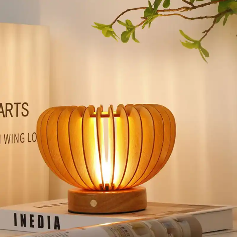 Beperkt Aanbod LumiWood – Houten Tafellamp in Scandinavisch Design, LED Decoratief Licht