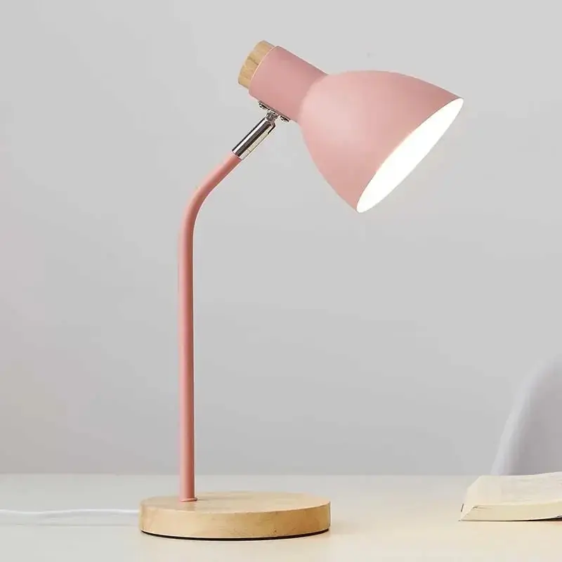 LumiWood – Houten Tafellamp, Scandinavische Bureauverlichting met Hout en Metaal Hete Deal