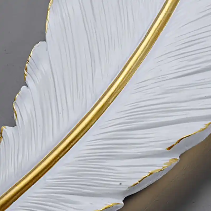 Tijdelijk Beschikbaar FeatherGlow - Moderne Witte Veren-Wandlamp