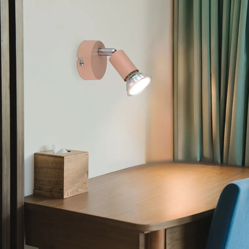 Wandlamp, perzikkleurig metaal, beweegbare spot, H 8,5 cm Premium