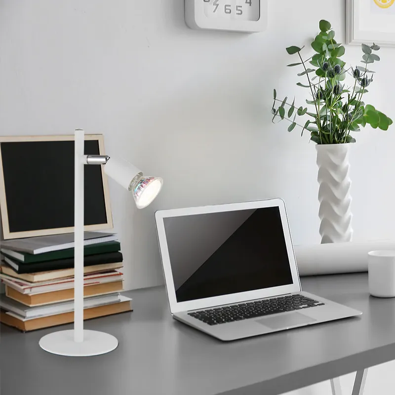 Tafellamp, wit metaal, verstelbare spot, H 30 cm Lage Prijs
