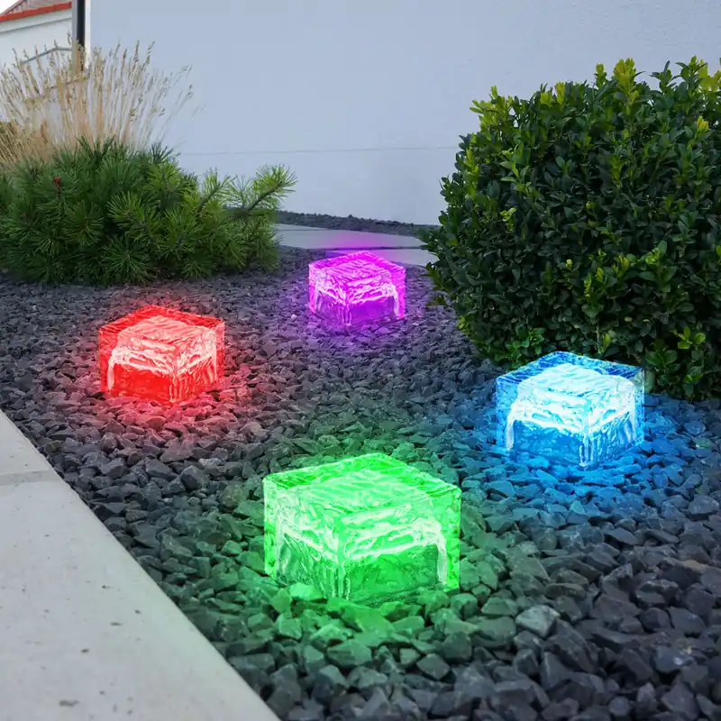 Weekendaanbieding Set van 4 RGB LED solarlampen, ijsblokjesontwerp, H 5,4 cm